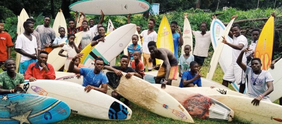 LIBERIA_SURFCLUB_1